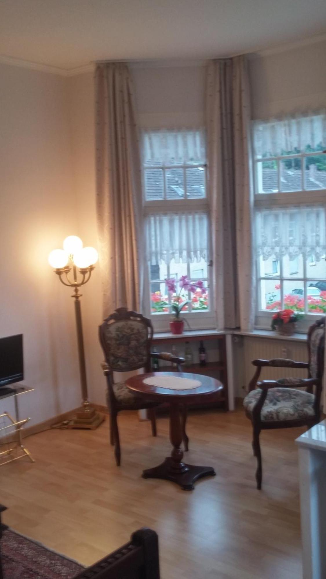Villa Biso Золинген Екстериор снимка